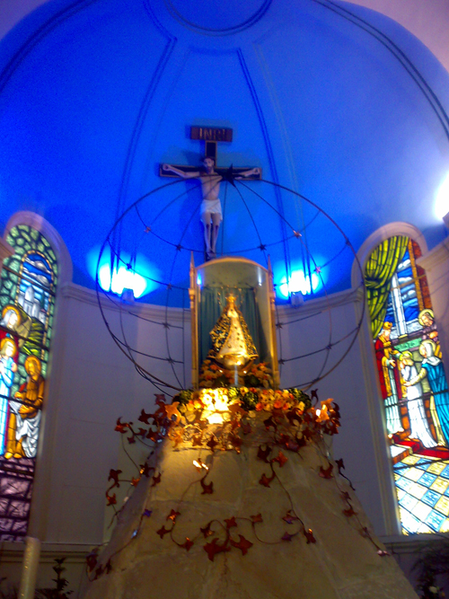 IMÁGENES DEL SANTUARIO DE LA VIRGEN DE CAACUPÉ (FOTOGRAFÍAS DEL PORTALGUARANI.COM)